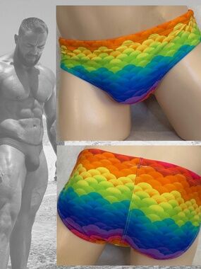 LASC Swimsuit Small 28-34" waist Gently worn 90% nylon/10% spandex